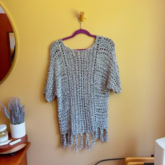 Chico’s Open-Knit Fringed Poncho Sweater – Size 1 - Picture 6 of 6